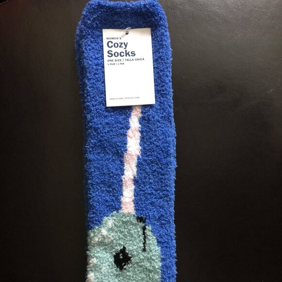 NWT Old Navy Narwhal Soft Chenille Fuzzy Cozy Socks for Women Narwhale Whale - Picture 2 of 4